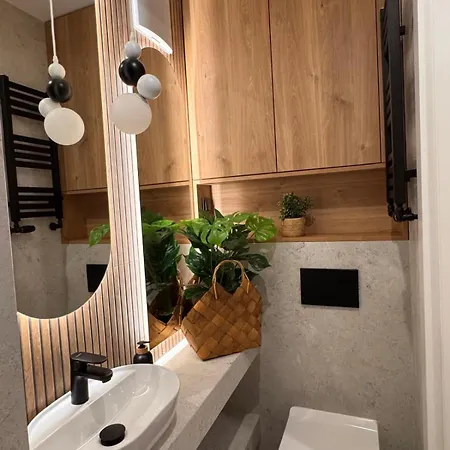 Family & Business Premium - 2 Bedroom With Private Jacuzzi, Balcony, Parking アパート *